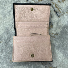 Load image into Gallery viewer, GUCCI BOW COMPACT BLACK BIFOLD WALLET
