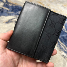 Load image into Gallery viewer, GUCCI GG TIGER HEAD CANVAS LEATHER BLACK COMPACT WALLET
